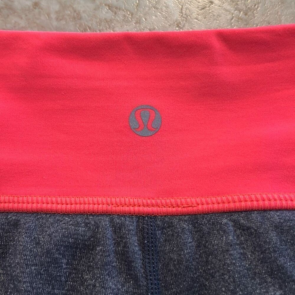 LULULEMON Running Short - Picture 3 of 7